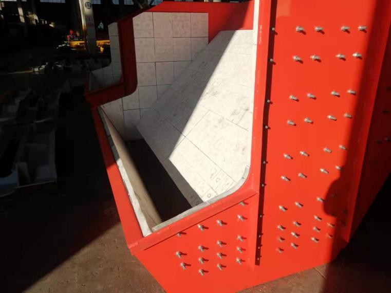 Футеровка бункера керамикой Футеровка бункера керамикой