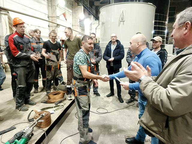 Колектив СибМашПолимер на награждении Колектив СибМашПолимер на награждении