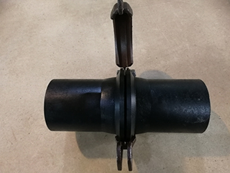 Быстроразъемное соединение для ПЭ труб Быстроразъемное соединение для ПЭ труб